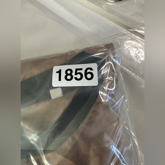 Guess Brand Men's Tan T-Shirt size LG #1856 - Picture 3 of 4